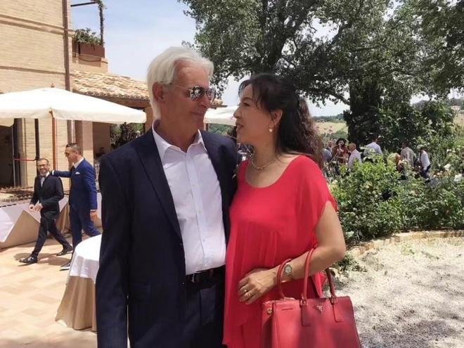 beat365官方最新版我60后为给女儿挣学费到意大利务工却意外嫁当地男人他养我(图1)