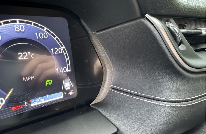 beat365海外评测Jeep大切诺基：和品牌一样都被搞砸了｜驾仕阅读(图32)