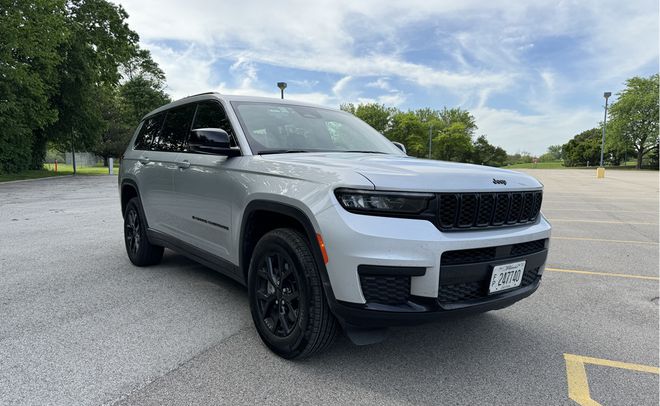 beat365海外评测Jeep大切诺基：和品牌一样都被搞砸了｜驾仕阅读(图24)
